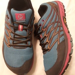 Merrell hiking shoes size 8